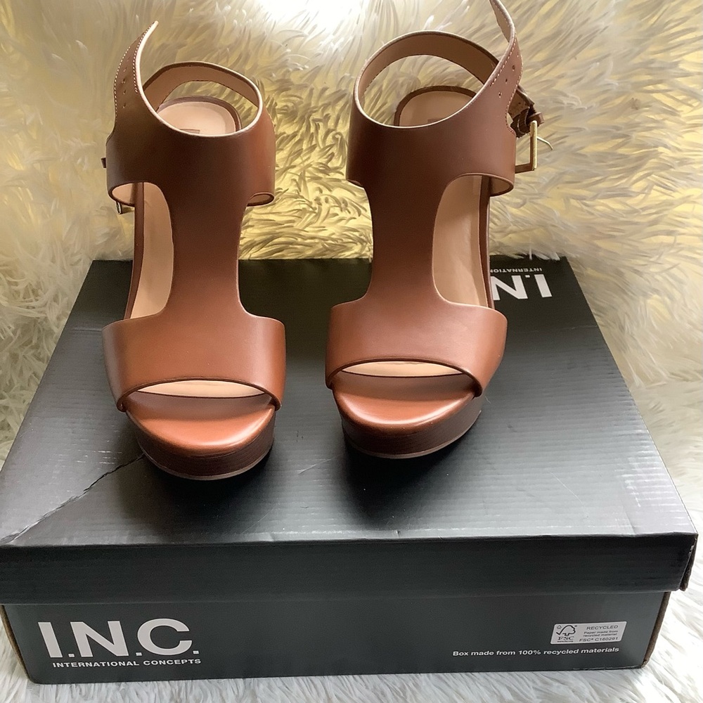 INC International Concepts Women's Tan Wedges